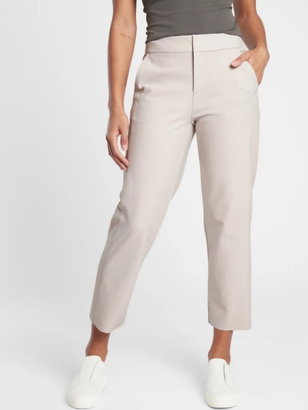 Athleta Stellar Straight Crop Pant Size 6
